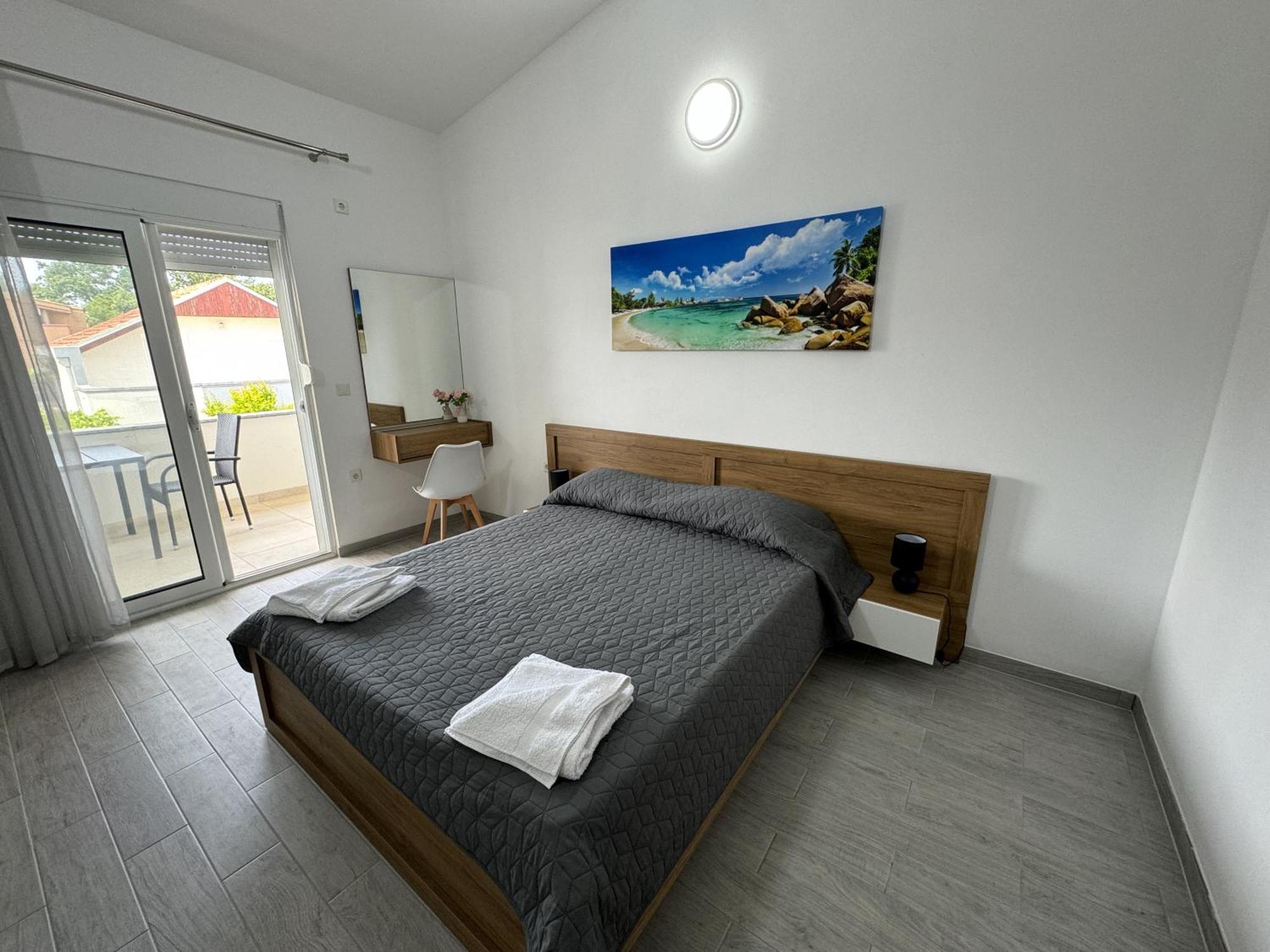 Adla Apartmani อุลซิน ภายนอก รูปภาพ