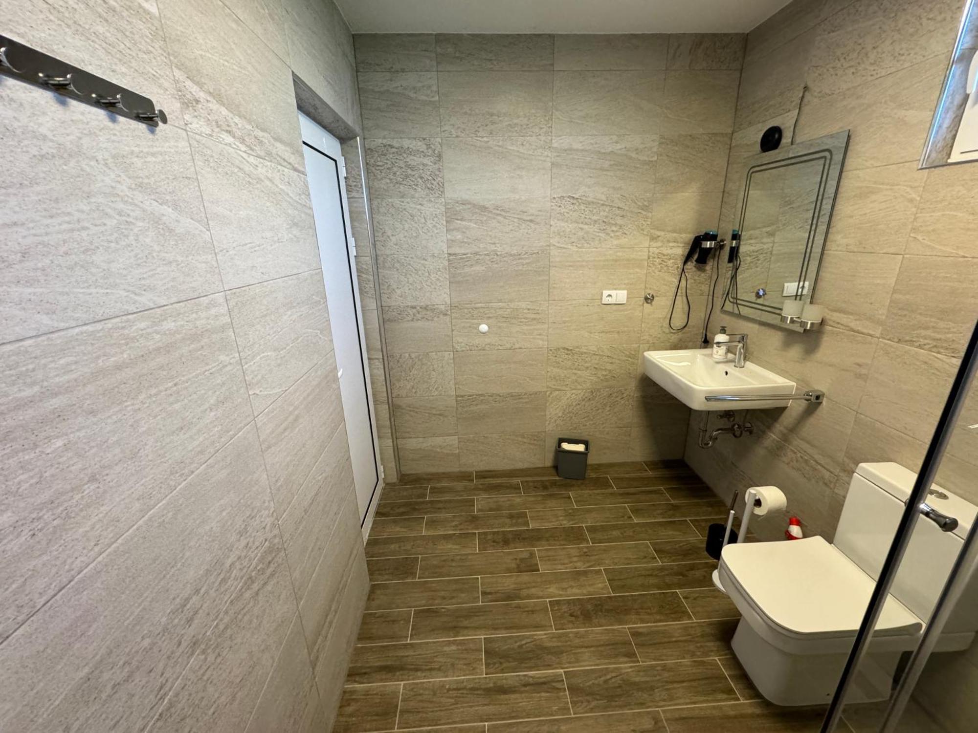 Adla Apartmani อุลซิน ภายนอก รูปภาพ