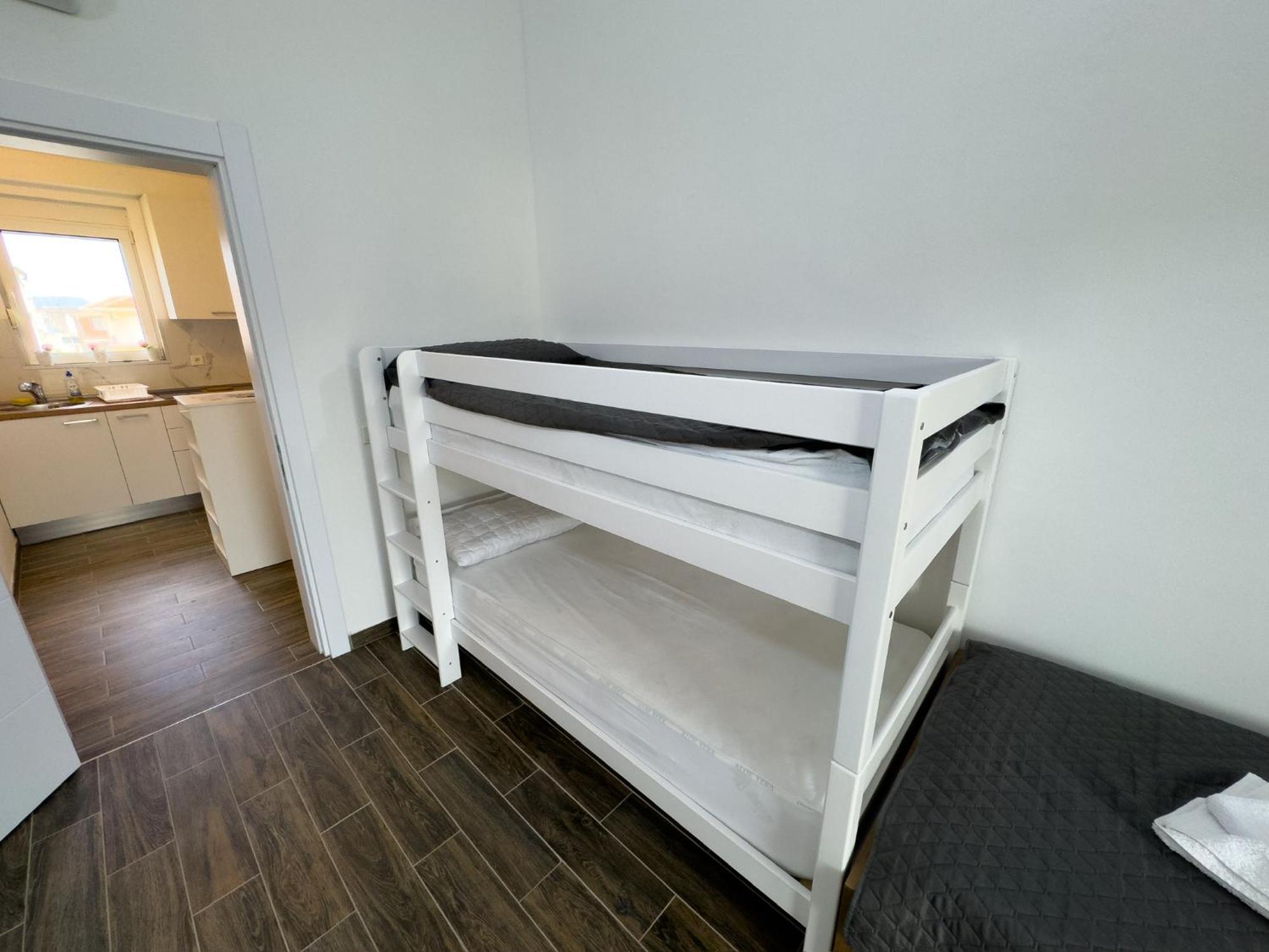 Adla Apartmani อุลซิน ภายนอก รูปภาพ