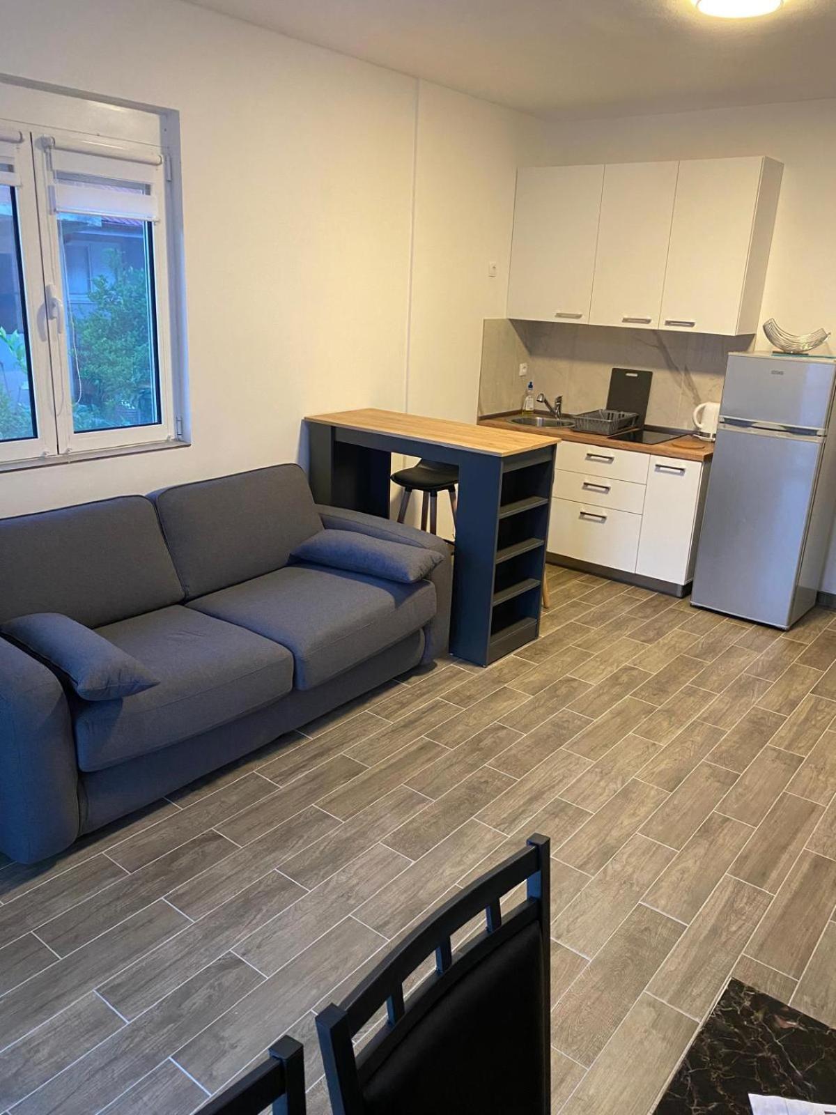 Adla Apartmani อุลซิน ภายนอก รูปภาพ