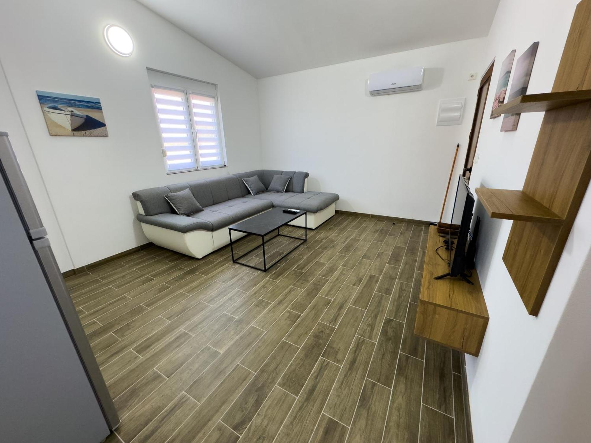 Adla Apartmani อุลซิน ภายนอก รูปภาพ